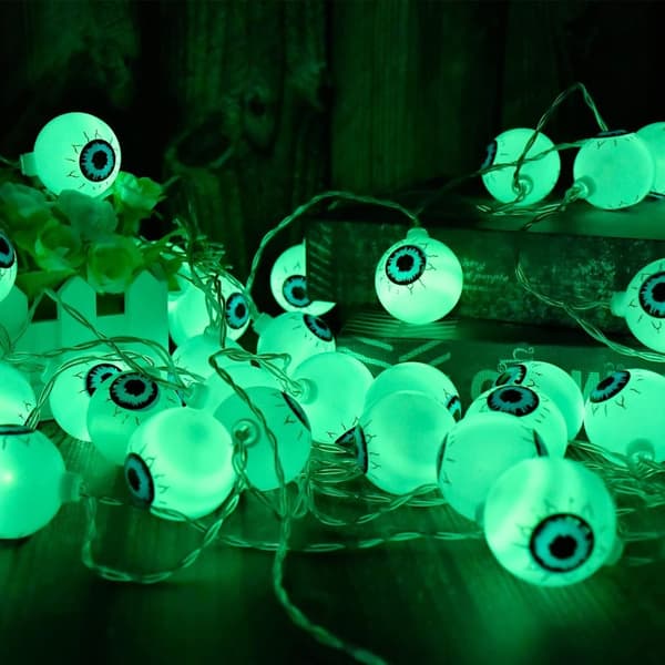 Eyeball String Lights Halloween Lights PUNAINEN Red