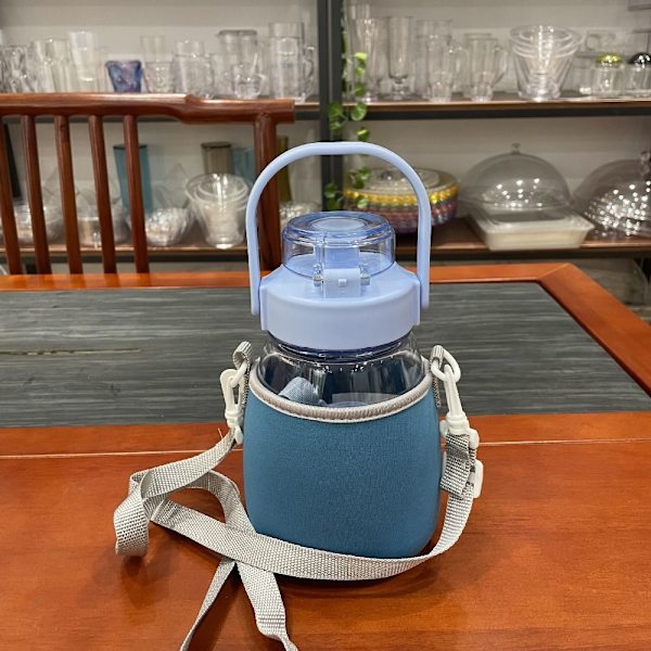 Vesipullon cover Vacuum Cup Sleeve SININEN HIHNALLA HIHNALLA blue with strap-with strap