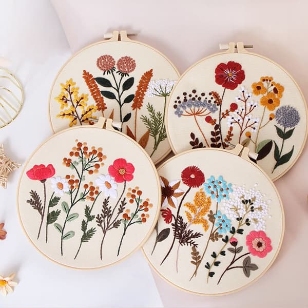Blomsterbroderi Kit Korsstygn A A A