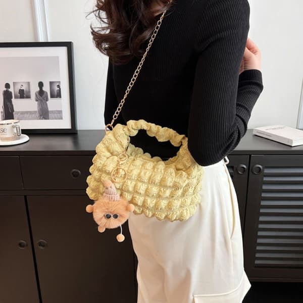 Puffy Handbag Kangaskassi MUSTA black