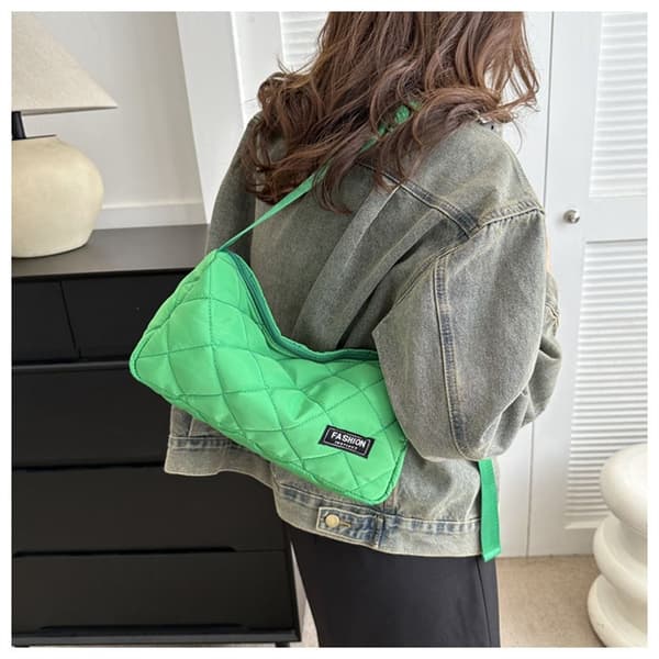 Quiltade axelväskor Crossbody-väska VIT white
