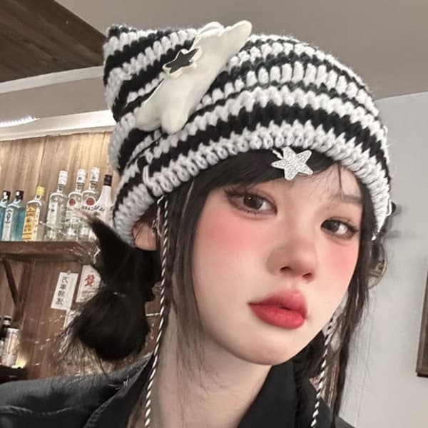 Kat Øre Hårbolde Beanies Hue SORT&HVID black&white