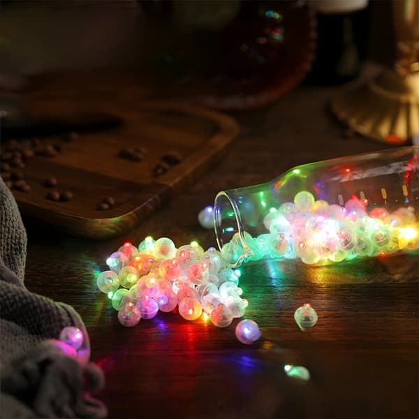 50st Glödande Ball Flash Lights VIT white