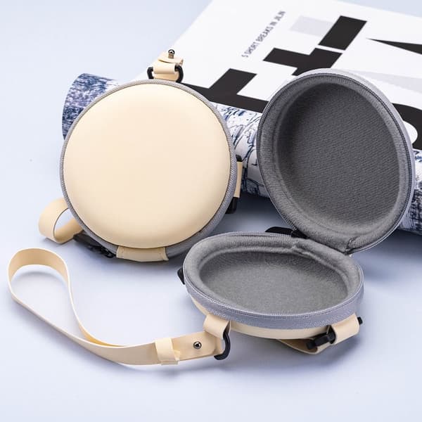 Vikbart case Case solglasögonfodral Dragkedja Beige