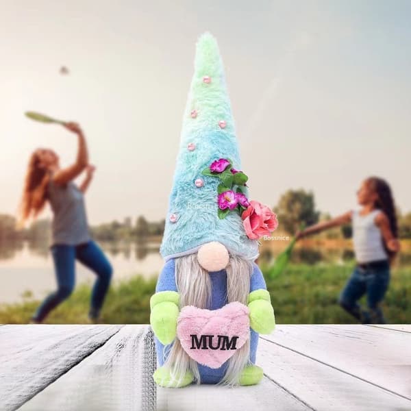 Kasvoton Gnome-pehmonukke 2 2 2