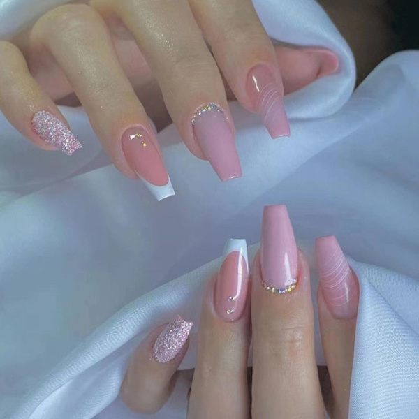 24 kpl Fake Nails pitkät ranskalaiset Z612 Z612 Z612