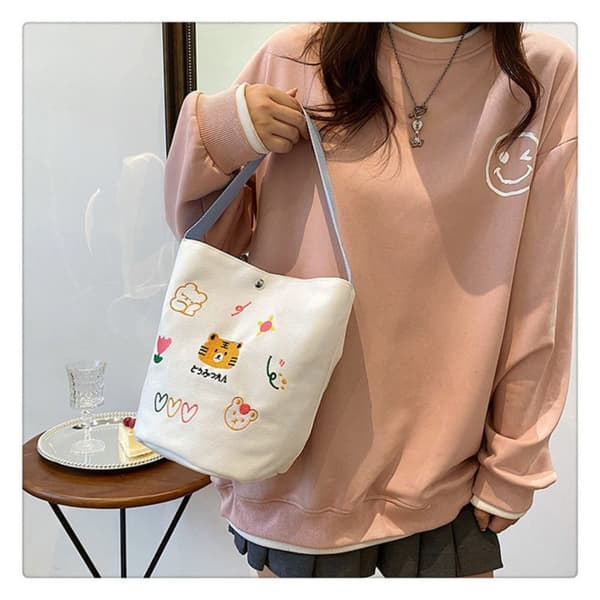 Bucket Bag Cylinder Tasker BLÅ blue