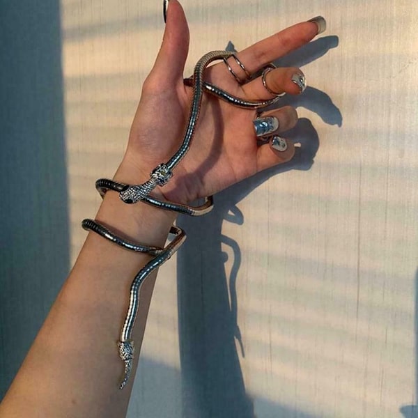 Snake Kaulakoru Kaulaketju MUSTA Black