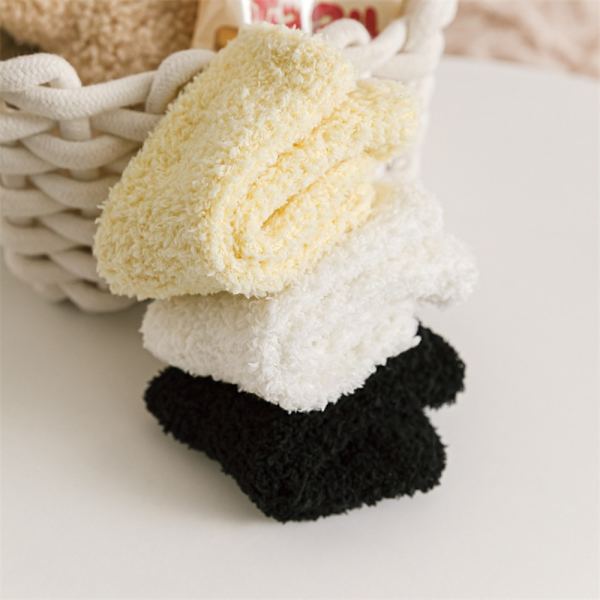 Babysokker Plysj Fluffy Sokker SVART S Black S