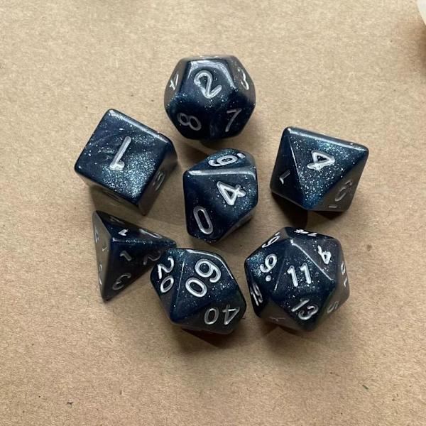 7 kpl / set DND Dice Polyhedral Dice 04 04 04