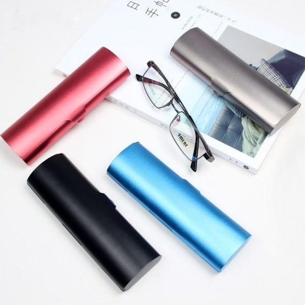 Case Case PUNAINEN red