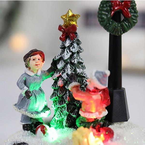 Glödande julby Christmas Tree House A A A