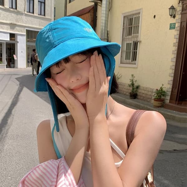 Rem Bucket Hats Dame Caps SORT black