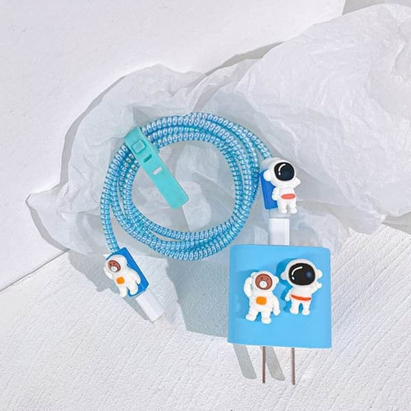 Cover Astronaut 5 5 5