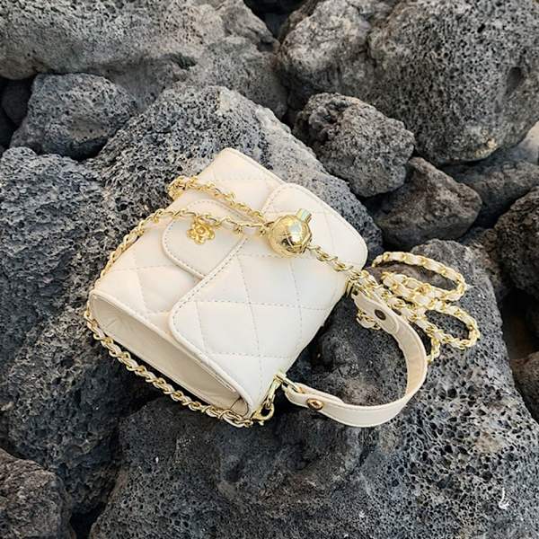 Chain Crossbody Bags Axelväska GUL yellow