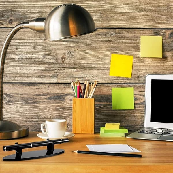 Kynäpidike Kynänäyttöteline MUSTA Black