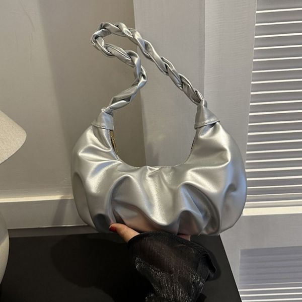 Axelväska Underarmsväska VIT white