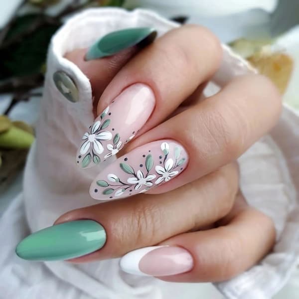 24 kpl Press On Nails Tekokynsikärjet 3 3 3