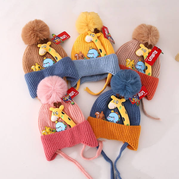 Baby Boy Bonnet Fur Ball KELTAINEN Yellow