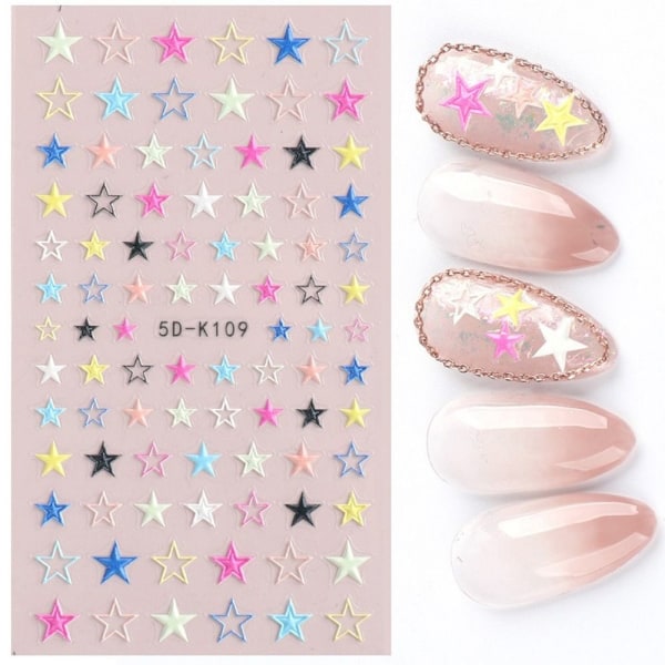 Kohokuvioidut Nail Art tarrat 5 5 5