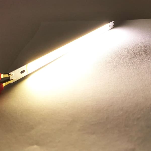 LED Strip Light Emitting Diod VARMT VIT warm white