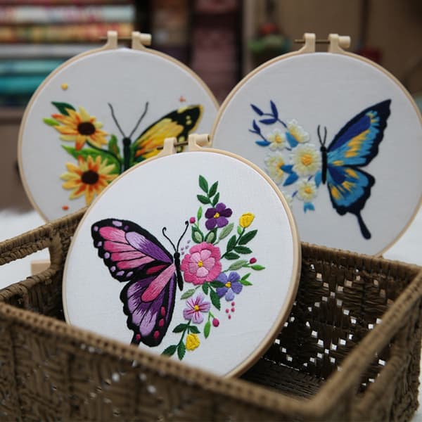 DIY sommerfuglmønstre håndbroderi B B B