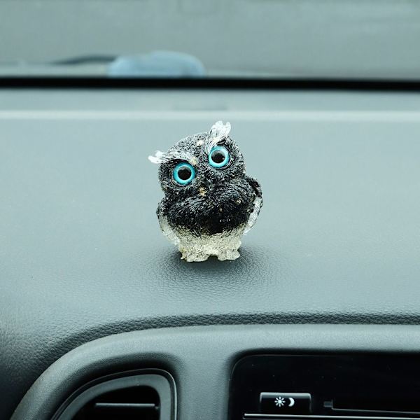 Pöllöhahmohartsit -miniatyyrit 4 4 4