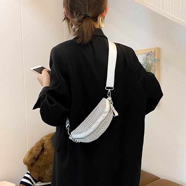 Taljepakke Brysttaske SORT black