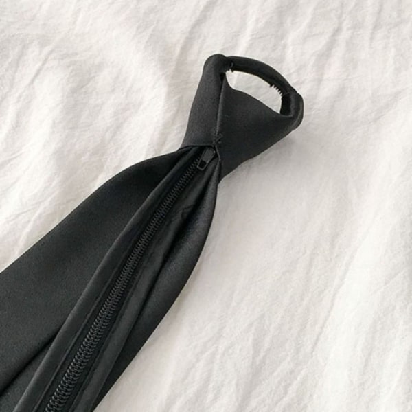 Univormu musta solmio puku vetoketjulliset solmiot C C C