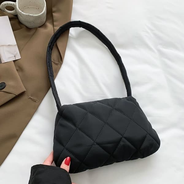 Quiltade tygväskor Handväskor KHAKI khaki