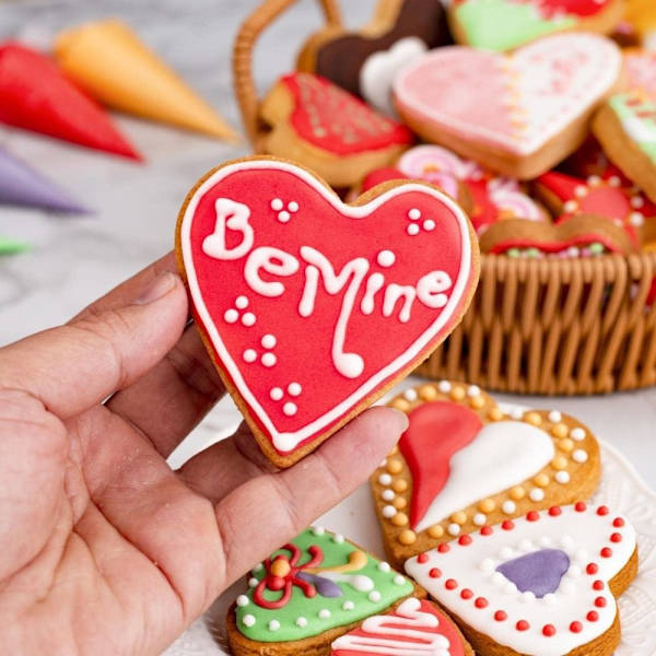 10 kpl ruostumattomasta mold keksimuotti Stainless Steel Love Cookie 10 pcs