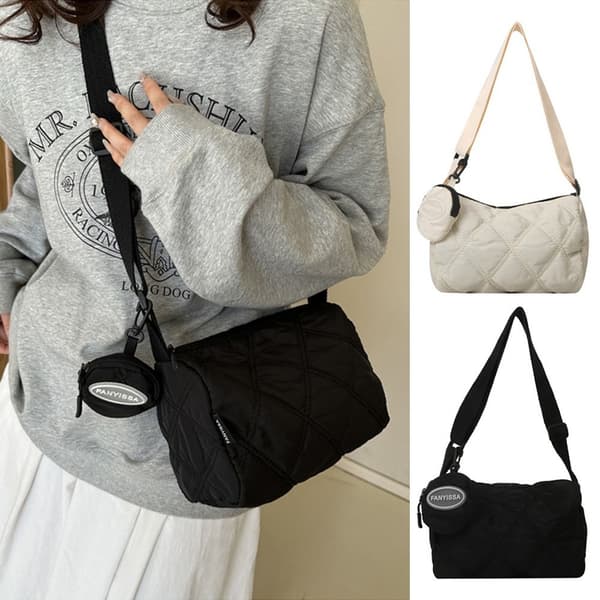 Quiltade axelväskor Messenger Bag SVART black