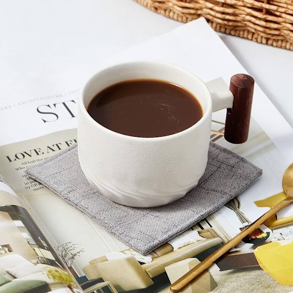 6 kpl Imukykyiset lasinaluset Cotton Coaster juomaalustanko