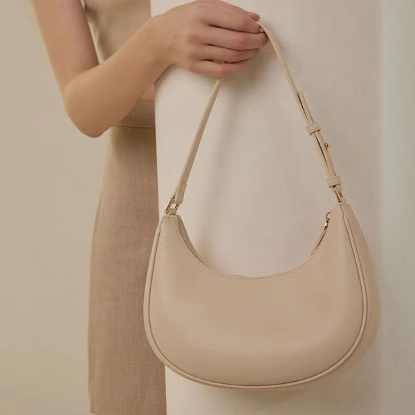 Crossbody Bag Olkalaukku MUSTA black