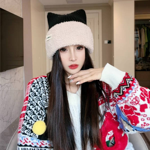Cat Ear Hat Stickad mössa BEIGE beige