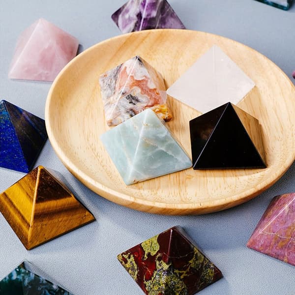 Crystal Pyramid Pyramid malli 03 03 03