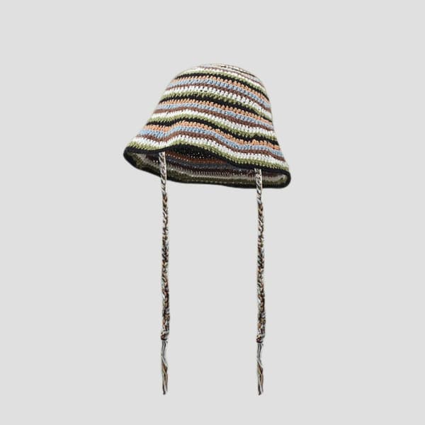 Neulotut pipot Panama Cap EE E