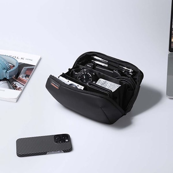 Kosmetikväska Tech Pouch GRÅ Grey