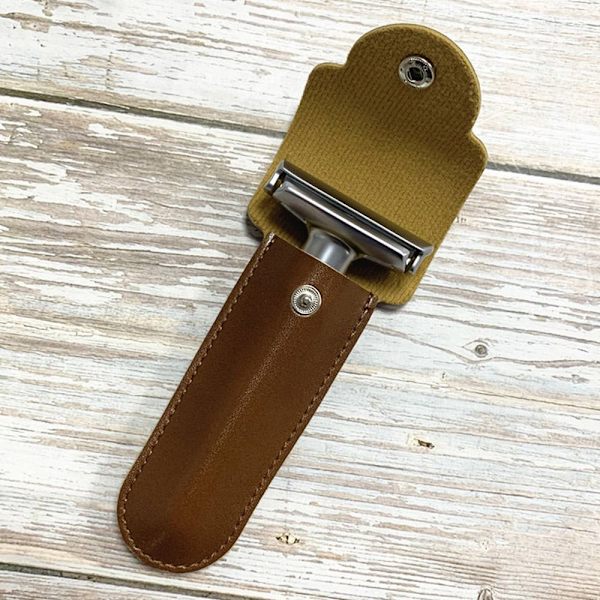 Rakhyvel i läder CASE 16x5.5cm