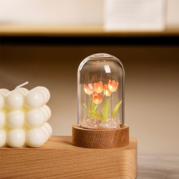 Tulip Natlampe Tulip Flower Bordlampe 5 BLOMSTER 5 BLOMSTER 5 Flowers