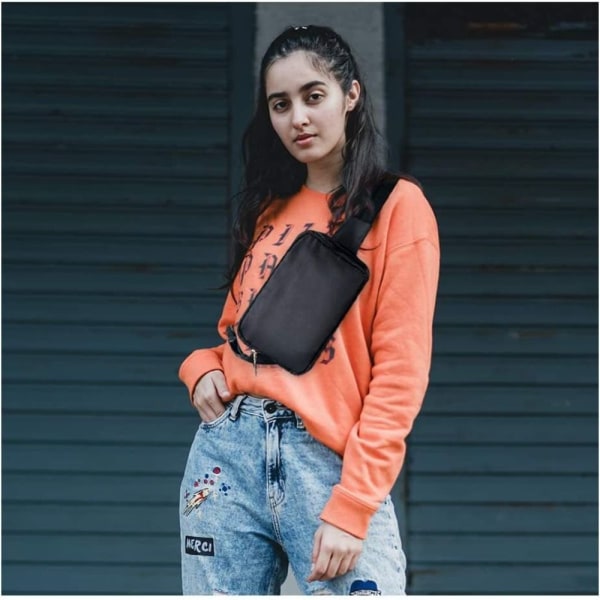 Taljetasker Fanny Pack SORT black