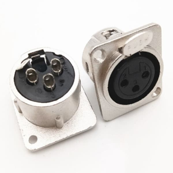 4 kpl XLR-liitinsovittimen liitinpistoke