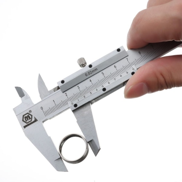 Vernier-mittaustyökalu metallisatulat
