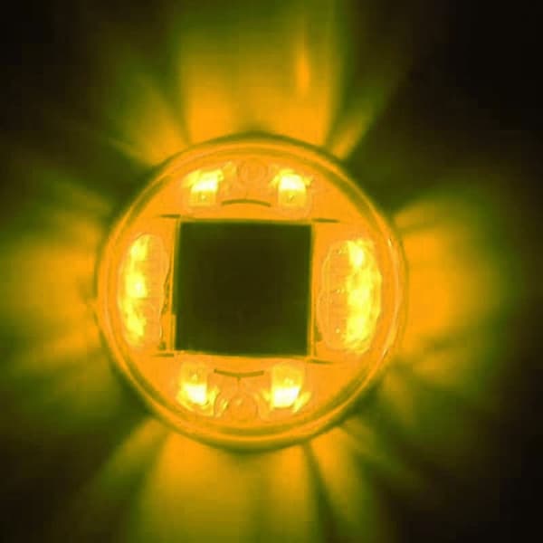 Solar Road Stud Light Trafikmarkeringsljus RÖTT BLINKAR RÖTT Red flashing
