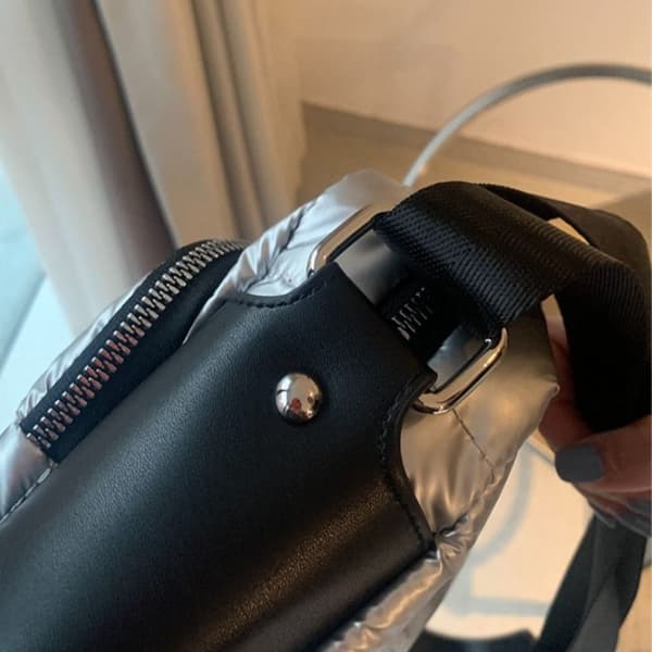Skuldervesker Crossbody dunveske SØLV silver