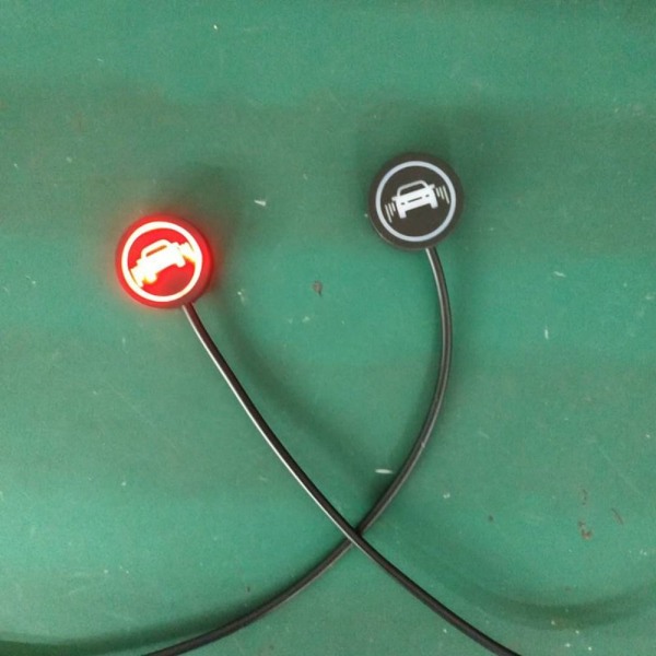 Car Blind Spot Detection System Prompt Light 5VC C 5VC