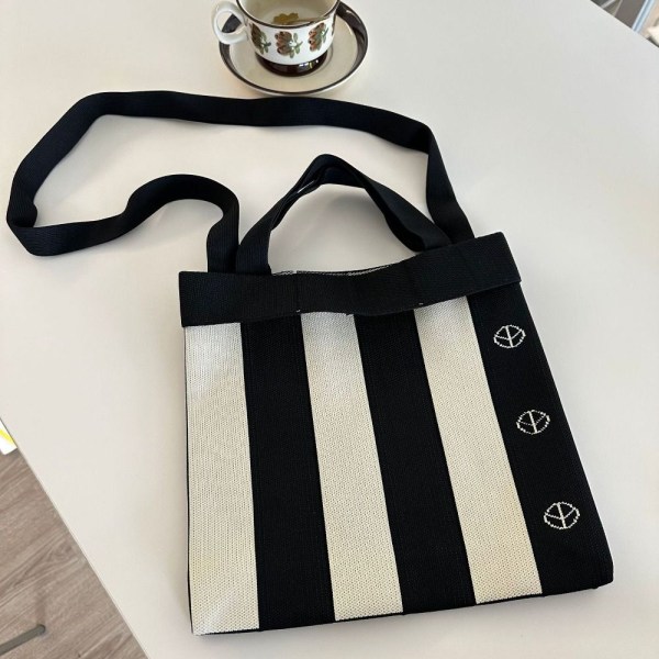 Vävd väska Crossbody-väska SVART&VIT black&white