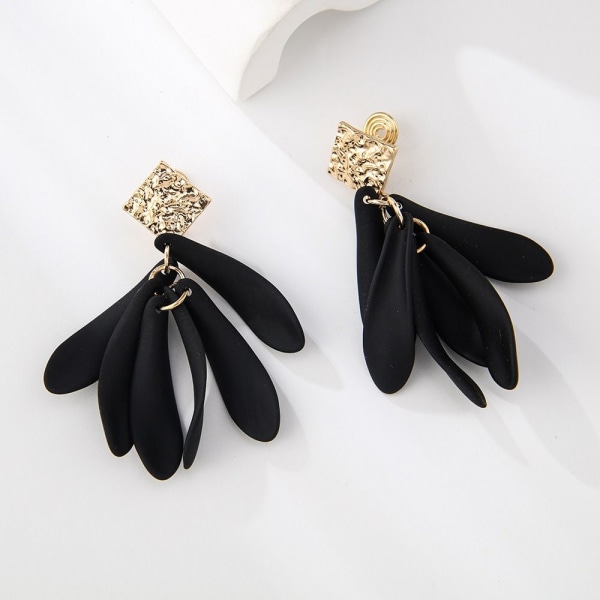 Dangle Earrings Öronklämma 5 5 5