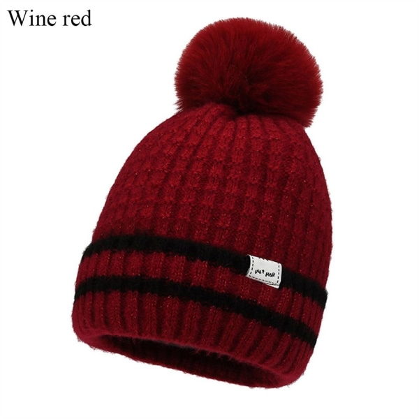 Vintermössa Stickad cap VINRÖTT wine red