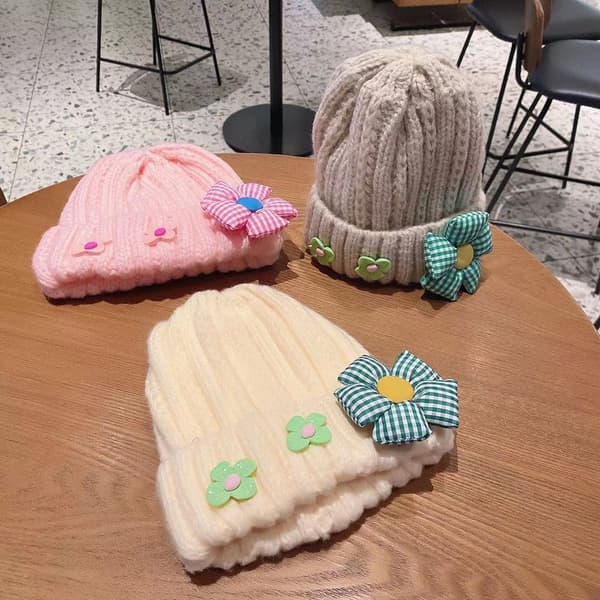Barnmanschettstickad mössa stickad cap ROSA pink